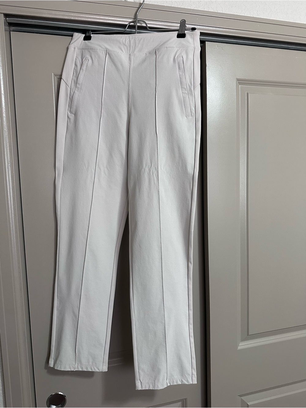 Athleta Size 8T Stretch Ankle Pants